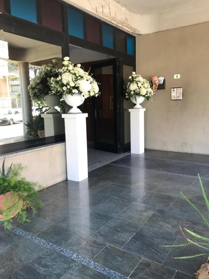 Sole Mare Apartment Gioia Tauro Luaran gambar