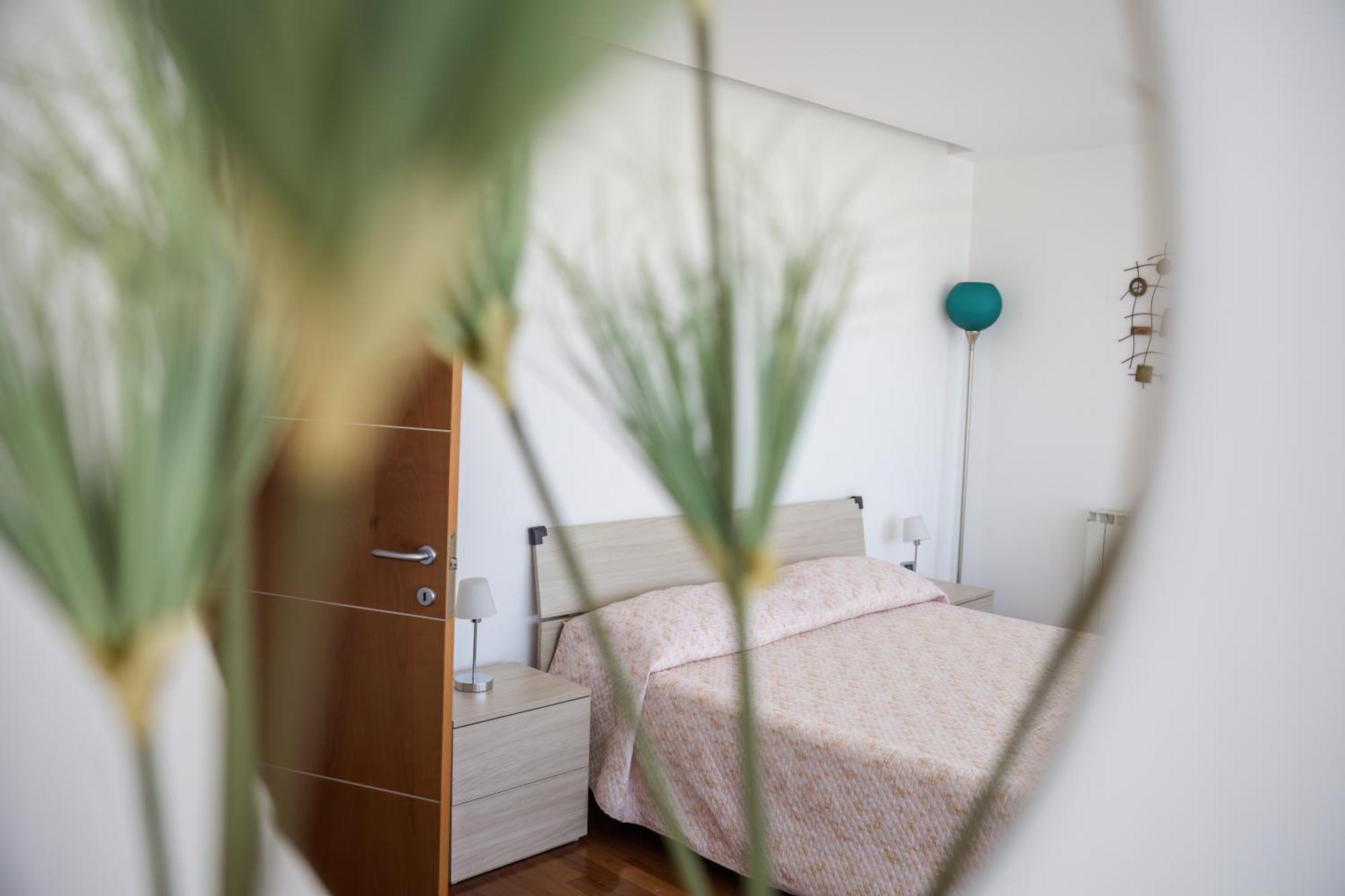 Sole Mare Apartment Gioia Tauro Luaran gambar